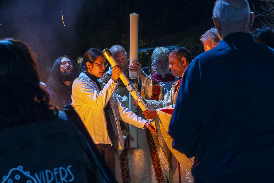 2026-StMary-EasterVigil (26 of 215).jpg